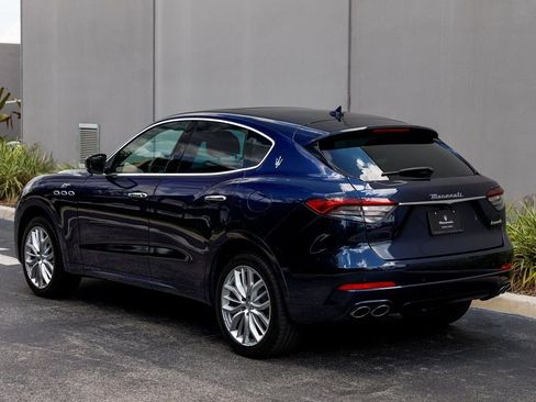 Certified 2022 Maserati Levante GT image 3