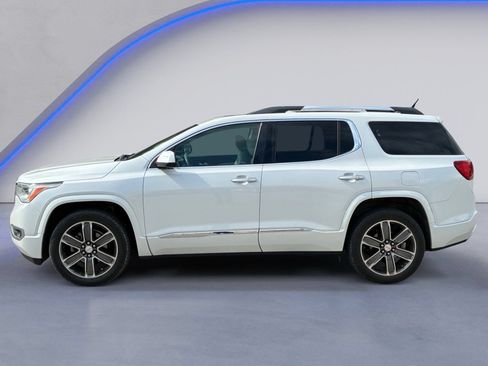 Used 2017 GMC Acadia Denali w/ Technology Package AWD/4WD image 3