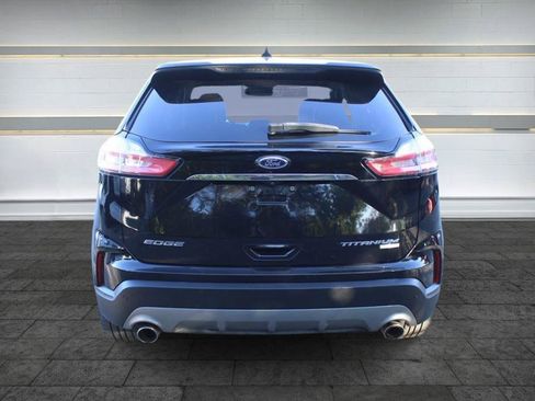 Used 2019 Ford Edge Titanium w/ Equipment Group 301A FWD image 6