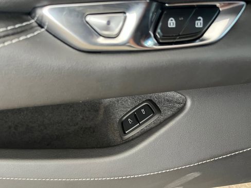 Used 2025 Chevrolet Corvette Z06 w/ Battery Protection Package image 32