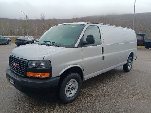 New 2026 GMC Savana 2500 Extended w/ Driver Convenience Package RWD image 3