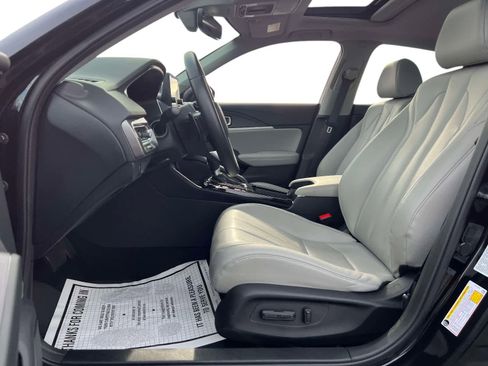 Used 2023 Acura Integra image 9