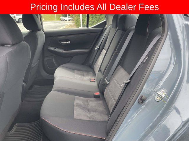 Used 2024 Nissan Sentra SR FWD image 13