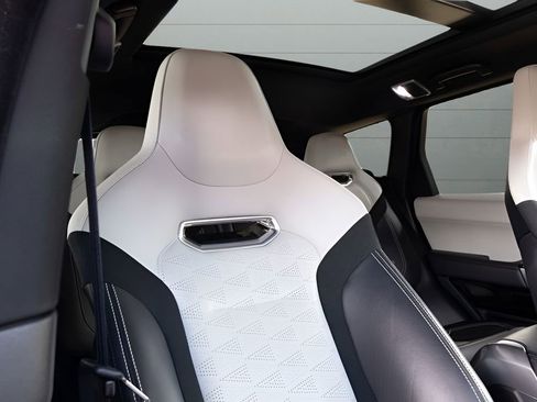 Used 2020 Land Rover Range Rover Sport SVR image 88