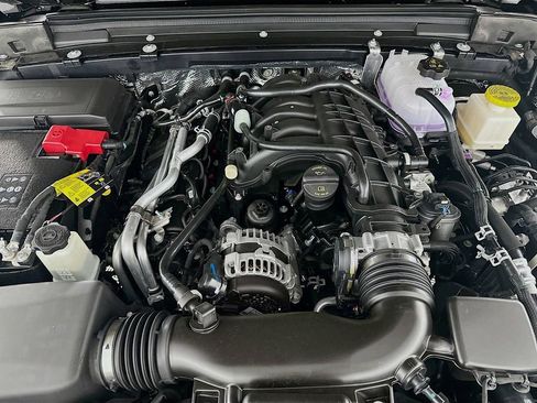 New 2025 Jeep Gladiator Mojave image 18