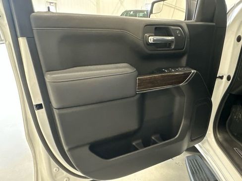 Used 2021 GMC Sierra 1500 Elevation image 32
