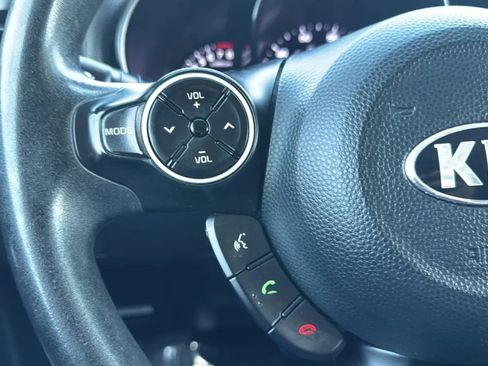 Used 2018 Kia Soul FWD image 20