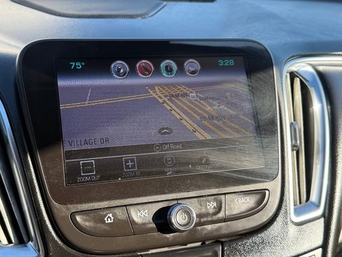 Used 2017 Chevrolet Malibu Premier w/ Premier Sun and Wheel Package image 30