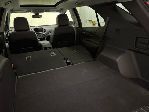 Used 2023 Chevrolet Equinox Premier AWD/4WD image 51
