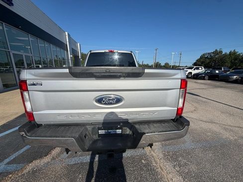 Used 2019 Ford F250 XL w/ STX Appearance Package AWD/4WD image 7