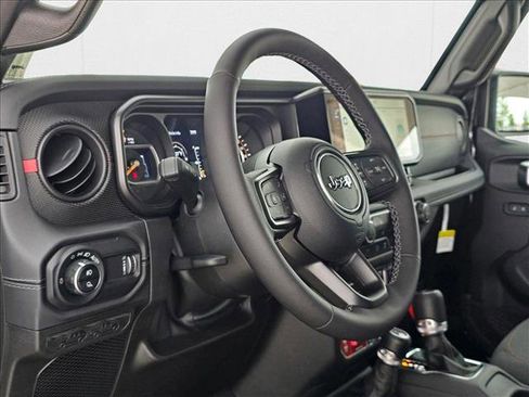 New 2025 Jeep Gladiator Rubicon w/ Safety Group image 3