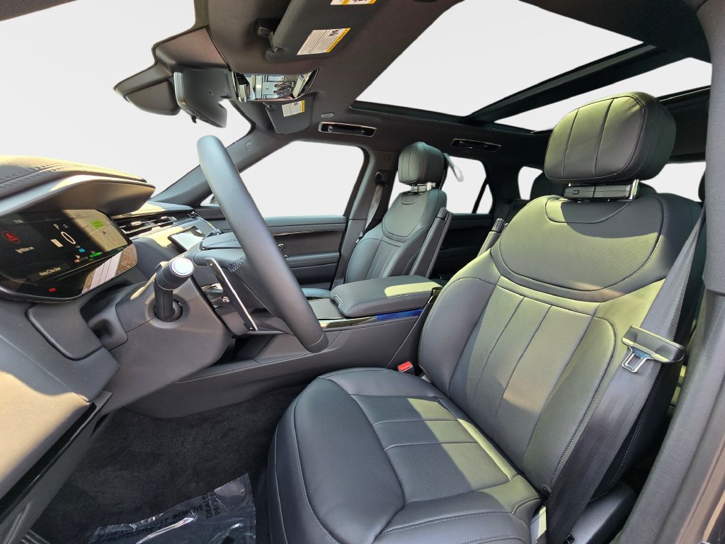 New 2026 Land Rover Range Rover Sport Dynamic SE AWD/4WD image 15