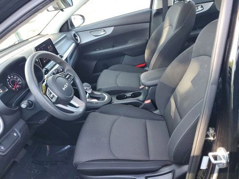 Used 2023 Kia Forte LXS image 11