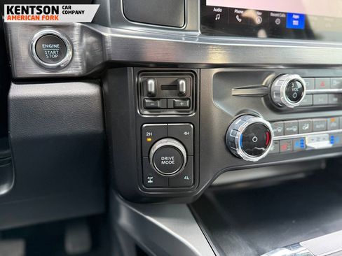Used 2025 Ford F350 Lariat w/ Black Appearance Package AWD/4WD image 29