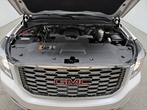 Used 2018 GMC Yukon XL Denali w/ Denali Ultimate Package image 42