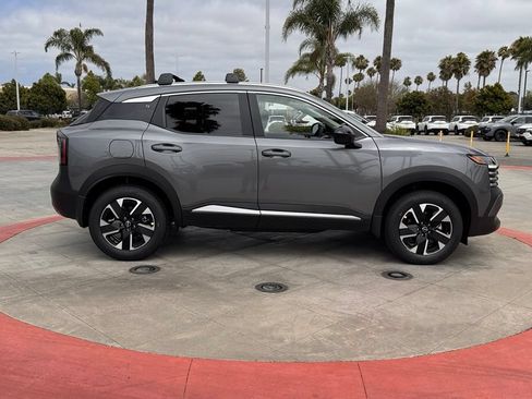 New 2026 Nissan Kicks SV AWD/4WD image 9