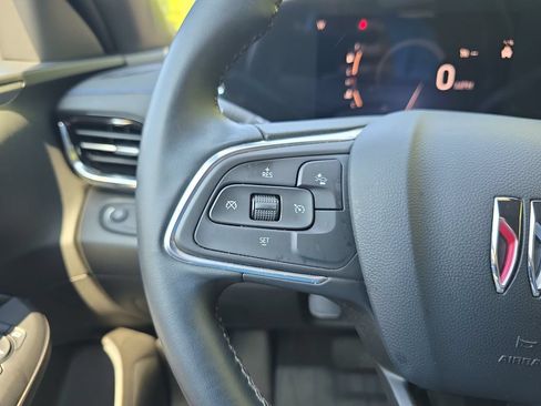 Used 2024 Buick Envista Sport Touring FWD image 19