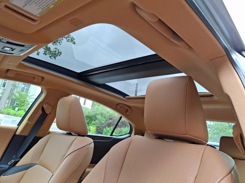 Certified 2023 Lexus ES 350 w/ Premium Package FWD image 15