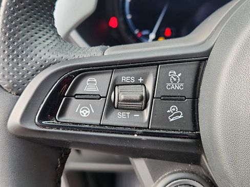 Used 2024 Alfa Romeo Stelvio Veloce image 23