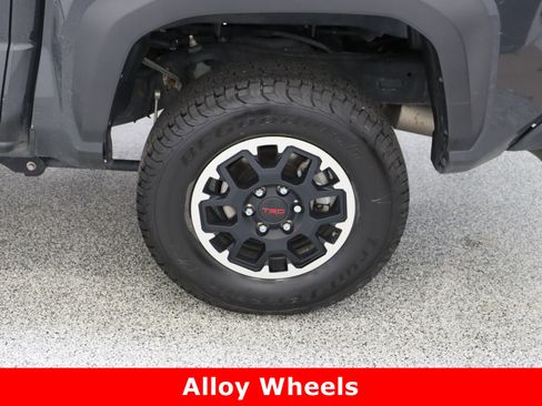 Certified 2024 Toyota Tacoma TRD Off-Road image 10