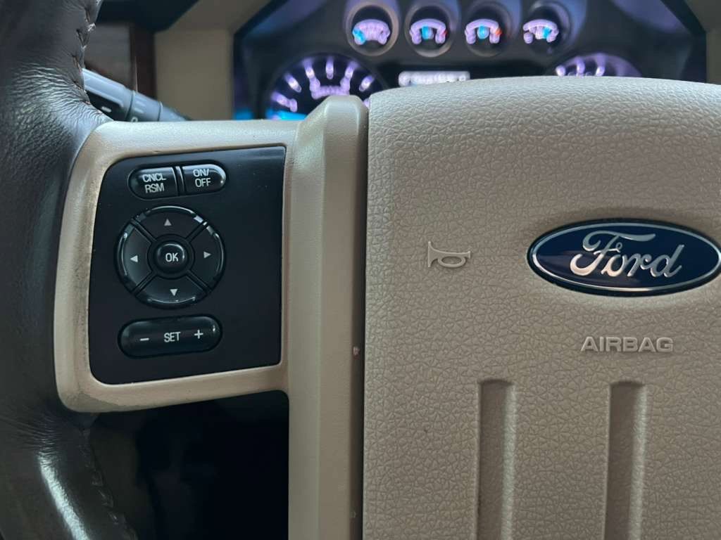 Used 2016 Ford F250 King Ranch w/ FX4 Off-Road Package AWD/4WD image 20