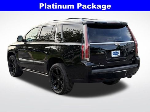 Used 2019 Cadillac Escalade Platinum AWD/4WD image 5