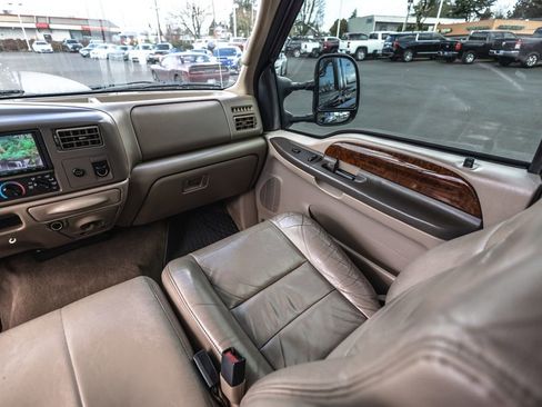 Used 2004 Ford F250 Lariat image 28