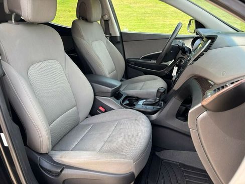 Used 2017 Hyundai Santa Fe Sport FWD image 12