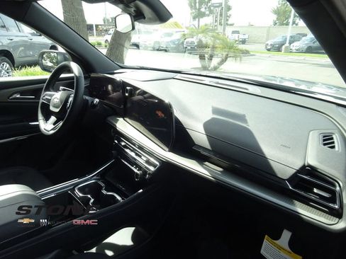 New 2026 Chevrolet Traverse LT image 15