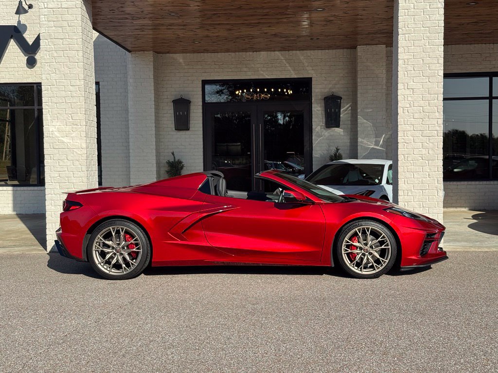 Used 2024 Chevrolet Corvette Stingray Preferred Conv w/ 2LT RWD image 30