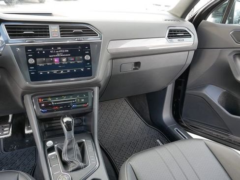 Certified 2024 Volkswagen Tiguan SE R-Line image 23