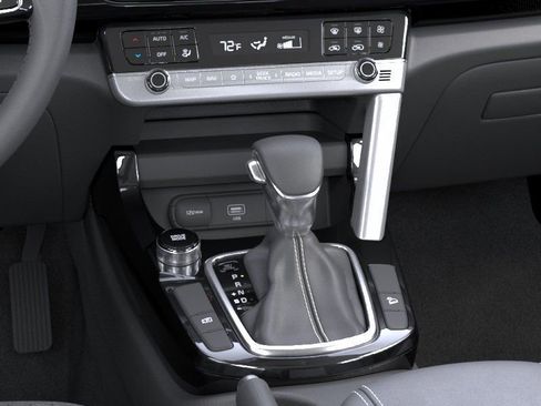 New 2026 Kia Seltos S FWD image 24