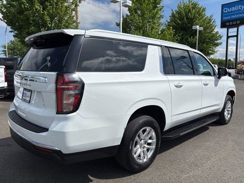 Used 2022 Chevrolet Suburban LS AWD/4WD image 5