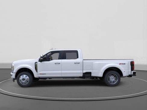 New 2026 Ford F450 Platinum w/ Platinum Plus Package AWD/4WD image 3