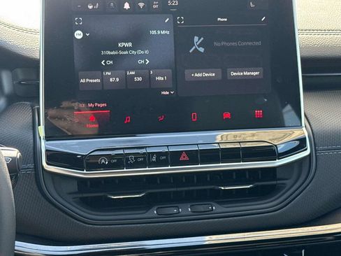 New 2026 Jeep Compass Latitude AWD/4WD image 15