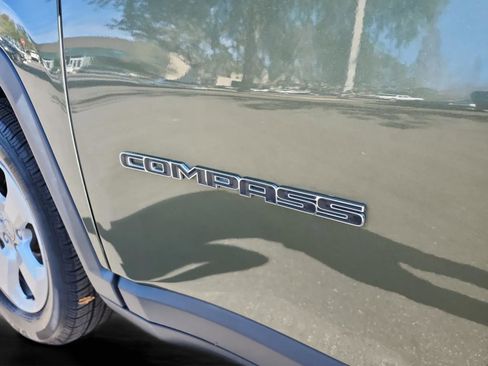 Used 2019 Jeep Compass Latitude w/ Popular Equipment Group image 32