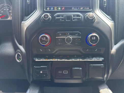 Used 2021 Chevrolet Silverado 1500 LT Trail Boss w/ Convenience Package II AWD/4WD image 40