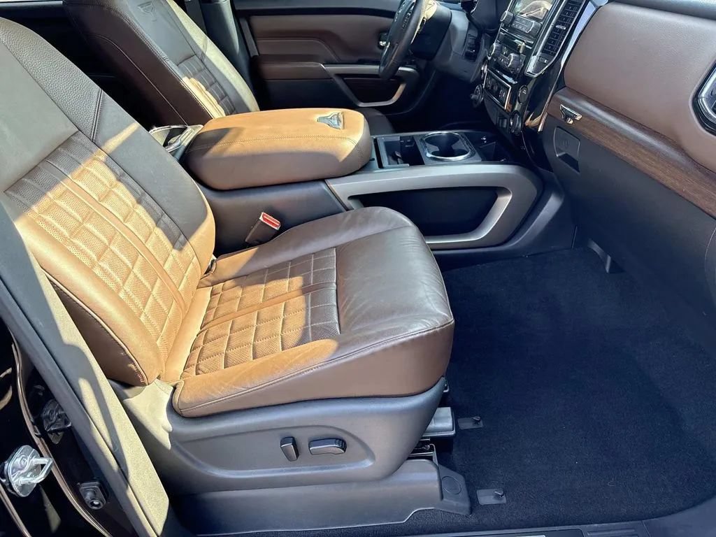 Used 2023 Nissan Titan Platinum Reserve w/ Moonroof Package AWD/4WD image 24
