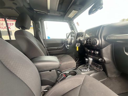 Used 2017 Jeep Wrangler Unlimited Sport w/ Quick Order Package 24S image 19