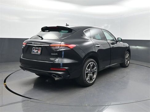 Used 2022 Maserati Levante Modena image 35