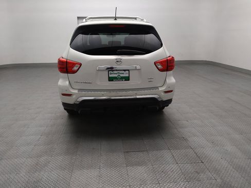 Used 2017 Nissan Pathfinder SL w/ SL Premium Package AWD/4WD image 6