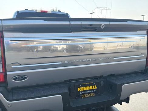 Used 2023 Ford F350 Platinum AWD/4WD image 3
