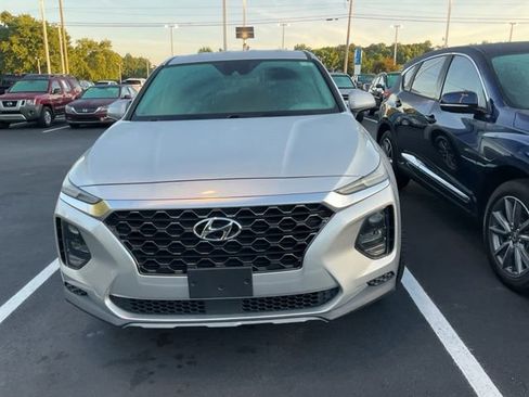 Used 2019 Hyundai Santa Fe SE FWD image 12