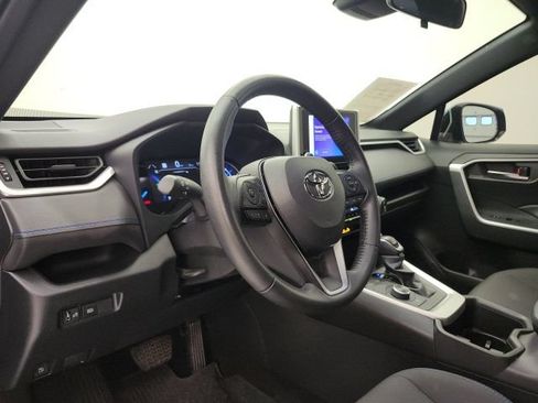 Certified 2025 Toyota RAV4 SE AWD/4WD image 12