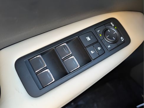 Certified 2022 Lexus RX 450h AWD w/ Premium Package image 30