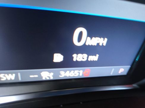 Used 2024 Chevrolet Equinox RS w/ RS Leather Package image 19