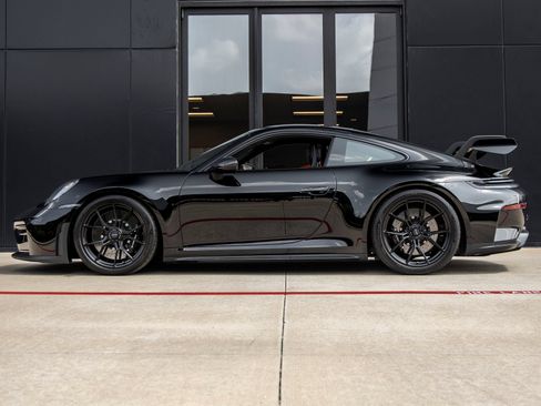 Certified 2026 Porsche 911 GT3 w/ Chrono Package RWD image 2