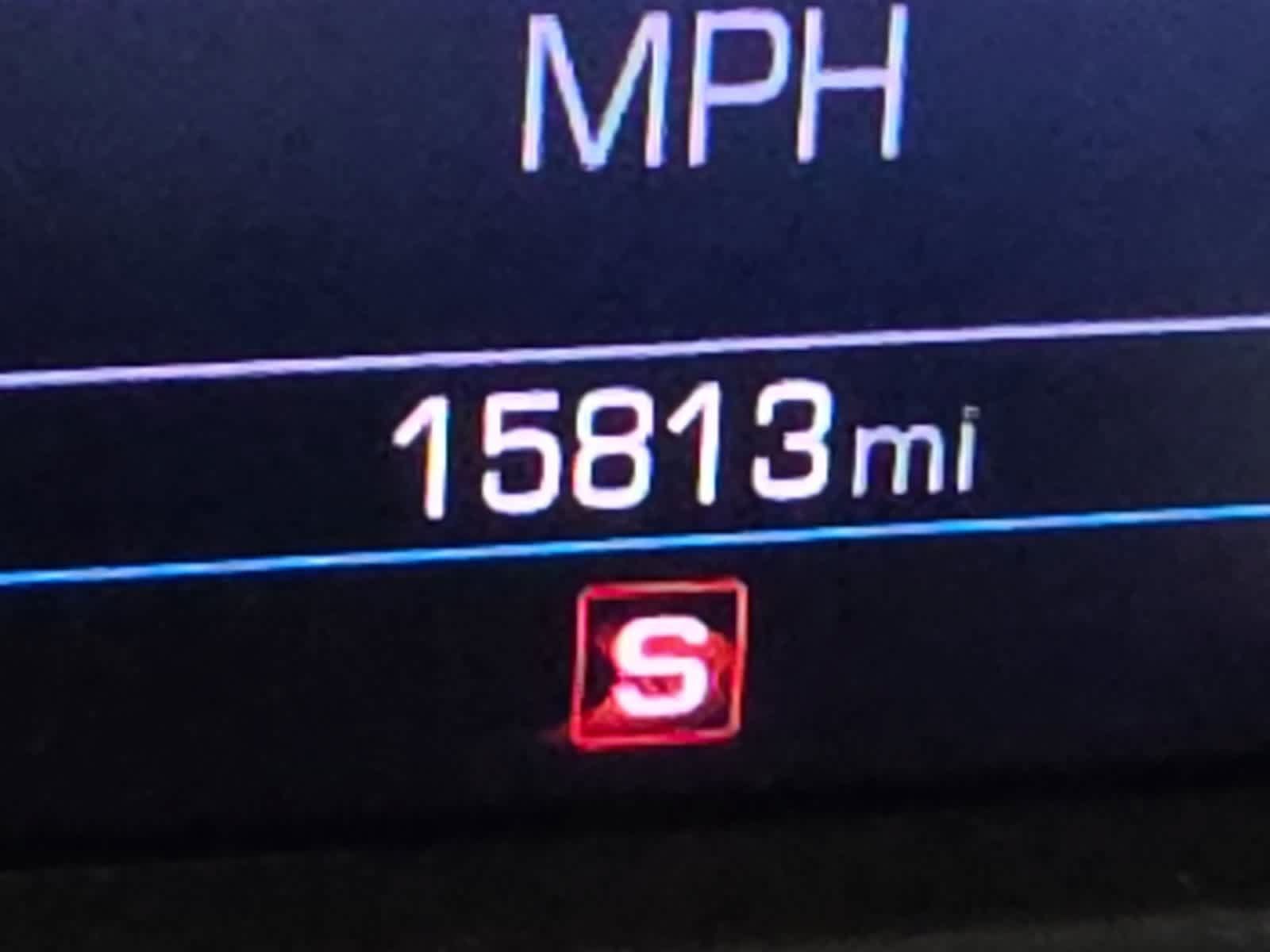 Used 2021 Chevrolet Camaro LT RWD image 31