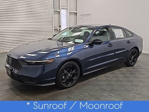 Used 2025 Honda Accord SE image 5