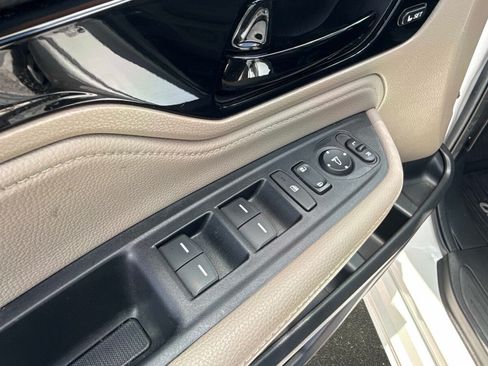 Used 2024 Honda Odyssey Touring image 17